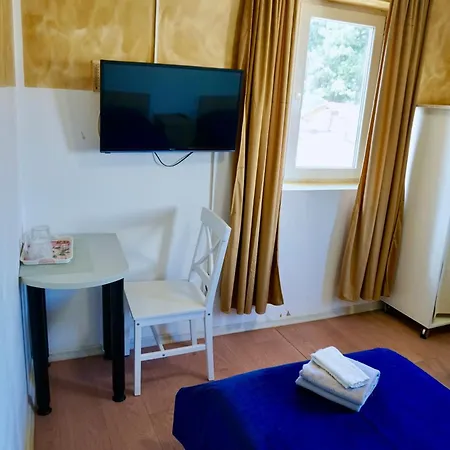 Alfredo Pensjonat 2*